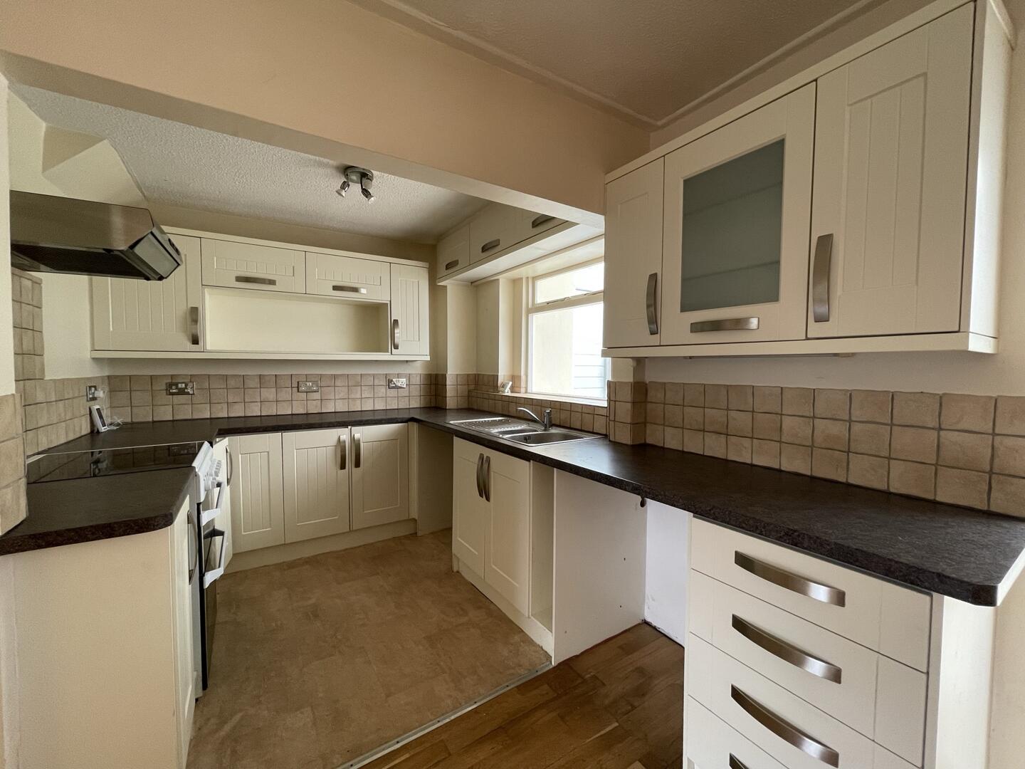 Chyvelah Terrace, Threemilestone, Truro